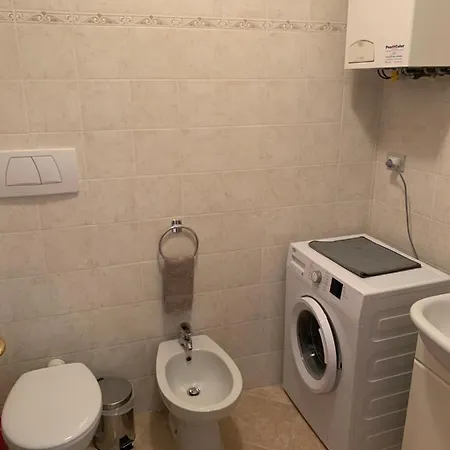 Adorable 2 Bedroom In The Heart Of * Ascoli Piceno